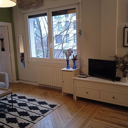 Apartamento Guggenheim Centrico Y Confortable Bilbao Kültér fotó