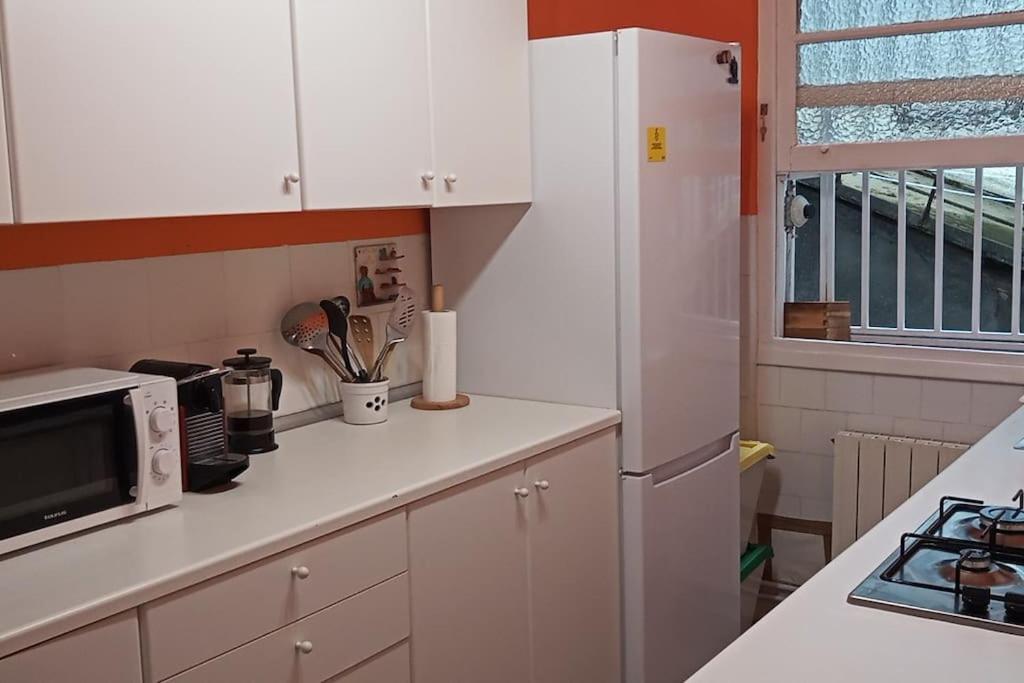 Apartamento Guggenheim Centrico Y Confortable Bilbao Kültér fotó