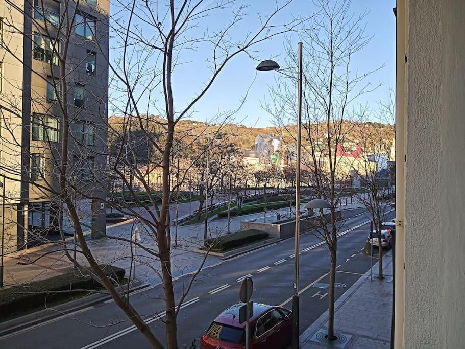 Apartamento Guggenheim Centrico Y Confortable Bilbao Kültér fotó